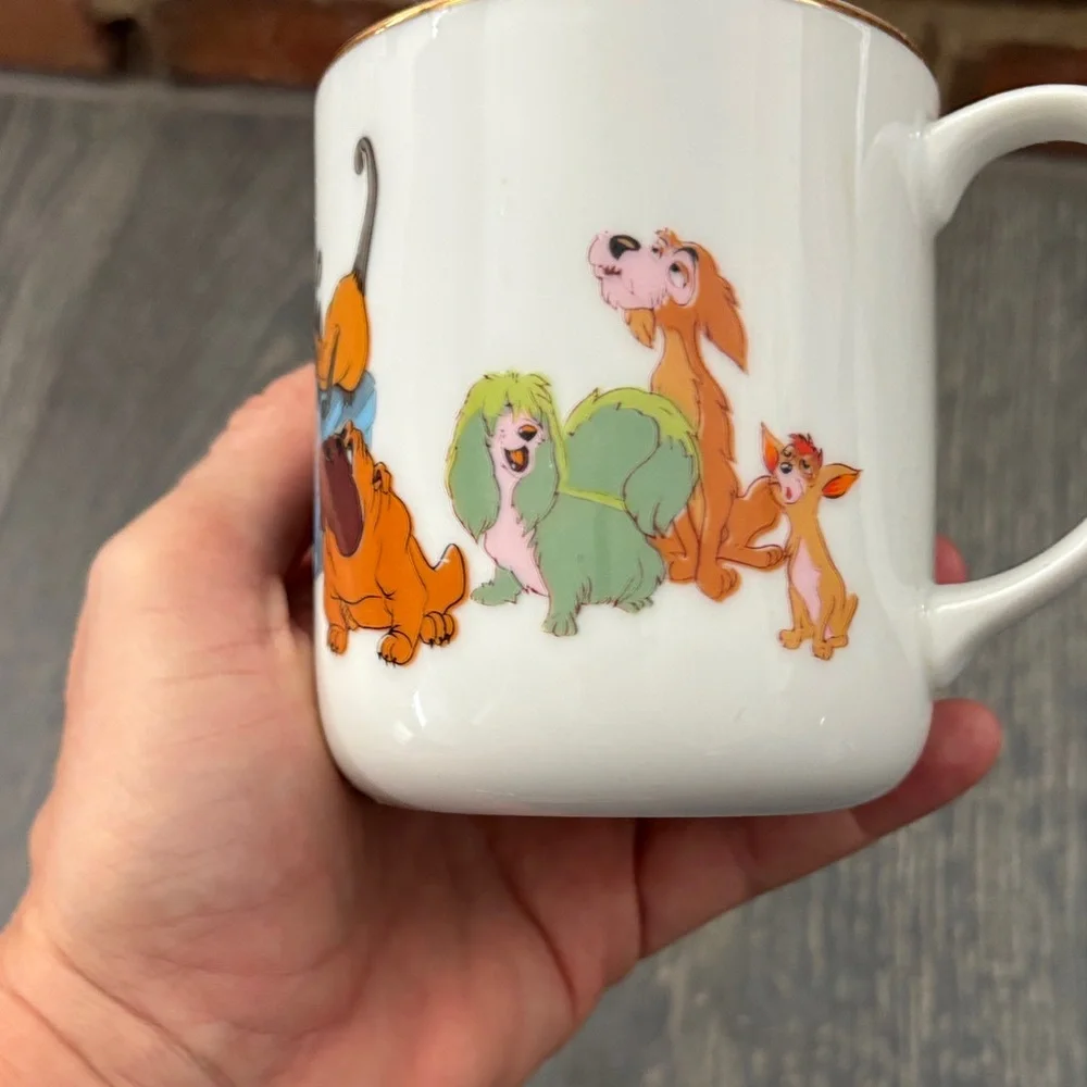 Walt Disney Production Lady And The Tramp Japan Coffee Mug Cup Gold Trim - Picture 3 of 4